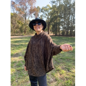 https://koguis.com.au/200-2381-thickbox/knitted-poncho-ruana-colours.jpg