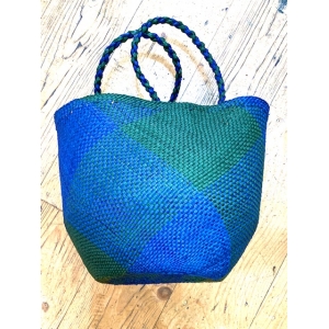 https://koguis.com.au/379-2350-thickbox/large-handwoven-natural-fibres-panama-fine-basket.jpg